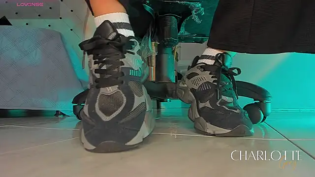 charlotte  grey online show from 01-07-26, 08:22