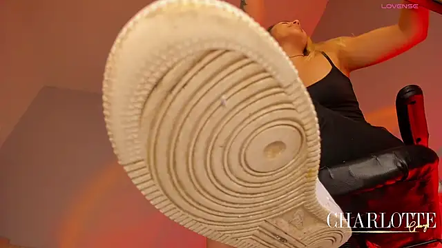 charlotte  grey online show from 04-15-26, 08:42