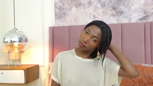 SabrinaDevill online show from 02-06-25, 12:59