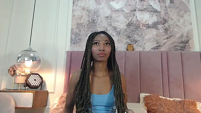 Snapshot of SabrinaDevill chatting on 04-18-26, 01:37 SabrinaDevill online show from 04-18-26, 01:37