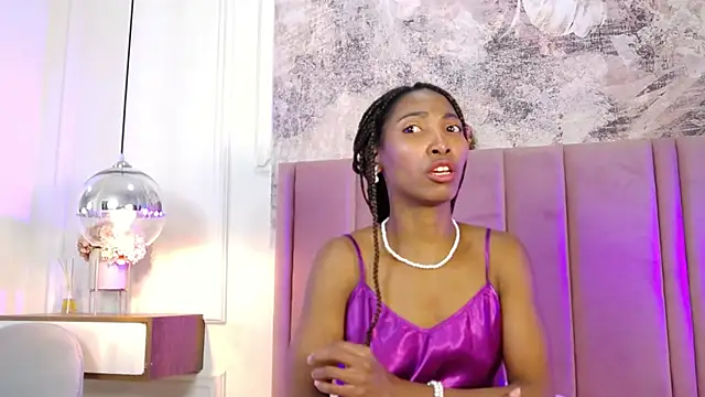 Snapshot of SabrinaDevill chatting on 06-27-26, 12:22 SabrinaDevill online show from 06-27-26, 12:22