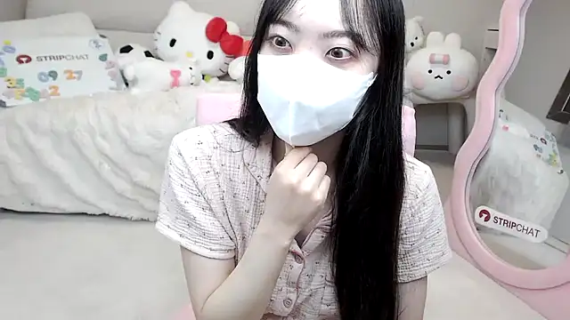 momo room online show from 09-26-25, 11:53