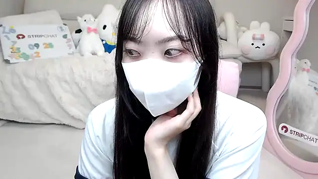 momo room online show from 09-28-25, 06:41