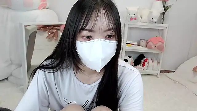 momo room online show from 05-30-26, 06:32
