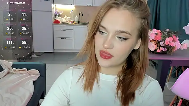 Snapshot of CarolineLovers chatting on 12-05-24, 11:51 CarolineLovers online show from 12-05-24, 11:51