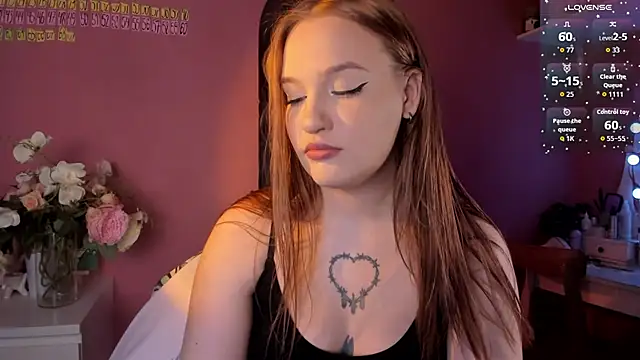 CarolineLovers online show from 05-07-26, 09:09