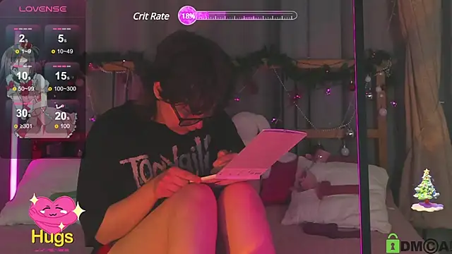 Snapshot of dreamgirllovee chatting on 01-12-25, 07:43 dreamgirllovee online show from 01-12-25, 07:43