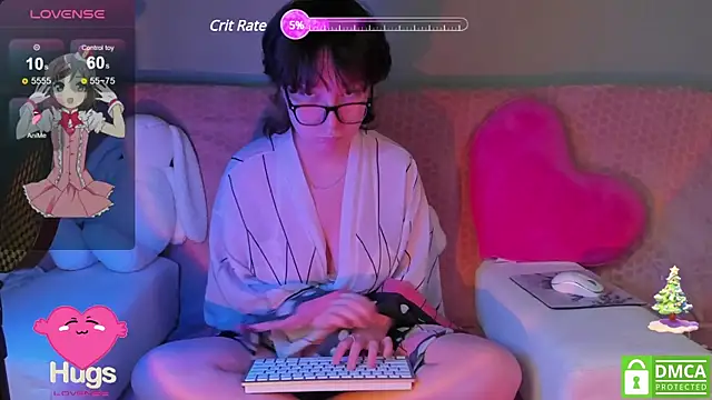 Snapshot of dreamgirllovee chatting on 01-20-25, 02:01 dreamgirllovee online show from 01-20-25, 02:01