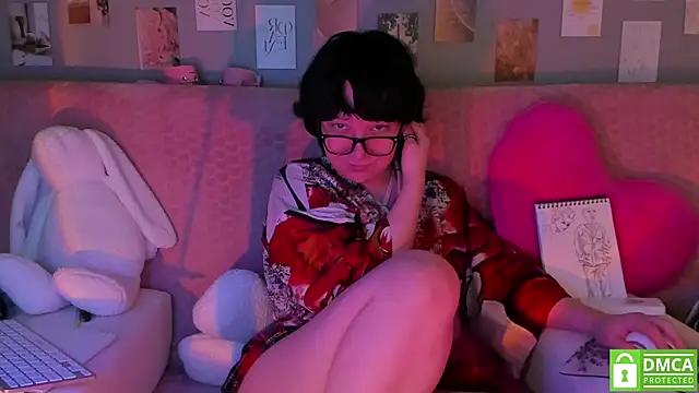 Snapshot of dreamgirllovee chatting on 03-15-25, 03:29 dreamgirllovee online show from 03-15-25, 03:29