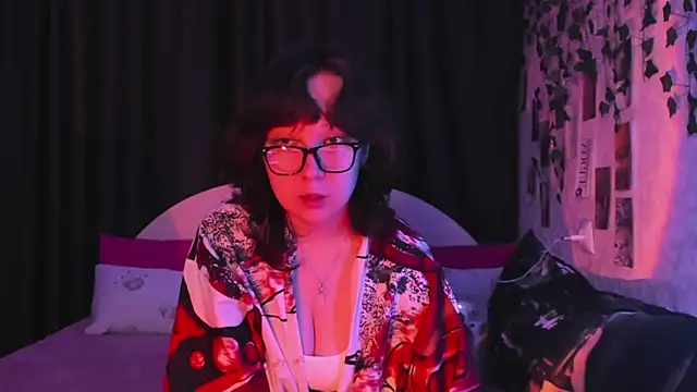 Snapshot of dreamgirllovee chatting on 09-14-25, 09:25 dreamgirllovee online show from 09-14-25, 09:25