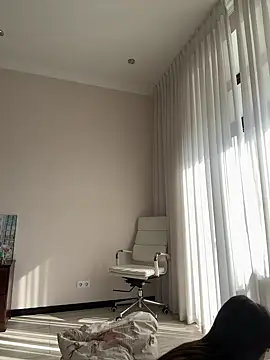 Hott Lolla online show from 03-08-25, 08:00