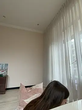 Hott Lolla online show from 11-18-25, 08:52