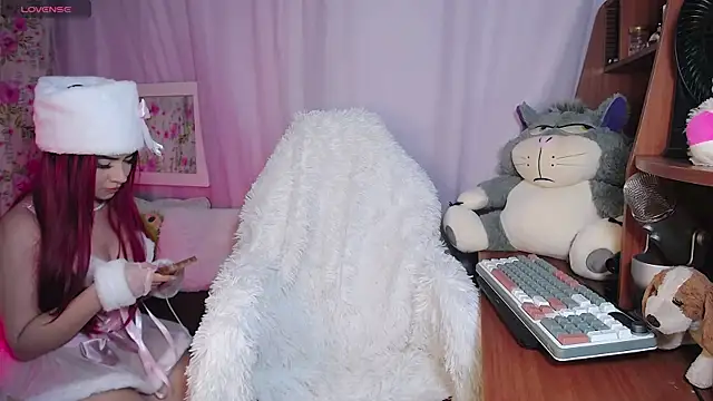 corallwells online show from 10-17-25, 04:15