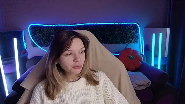 Snapshot of LitaBrom chatting on 11-15-25, 02:09 LitaBrom online show from 11-15-25, 02:09