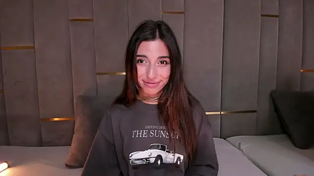 Snapshot of eva_lim chatting on 03-08-25, 03:56 eva lim online show from 03-08-25, 03:56