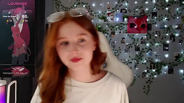 Snapshot of Meow_babe chatting on 12-18-24, 12:29 Meow babe online show from 12-18-24, 12:29