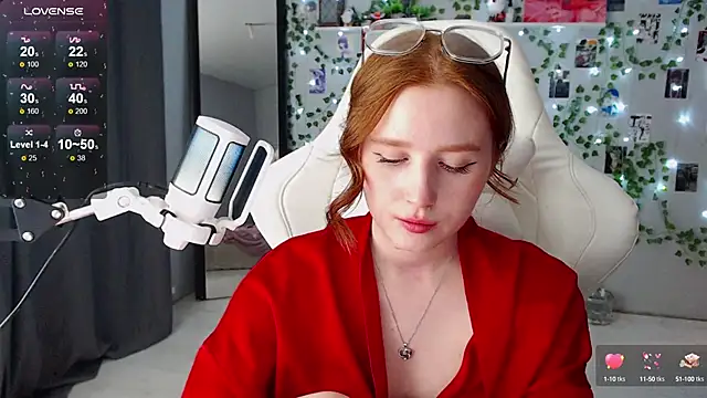 Snapshot of Meow_babe chatting on 01-07-25, 04:05 Meow babe online show from 01-07-25, 04:05