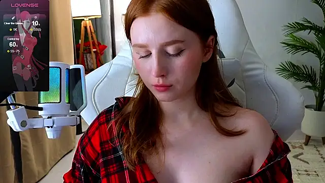 Snapshot of Meow_babe chatting on 01-20-25, 10:29 Meow babe online show from 01-20-25, 10:29