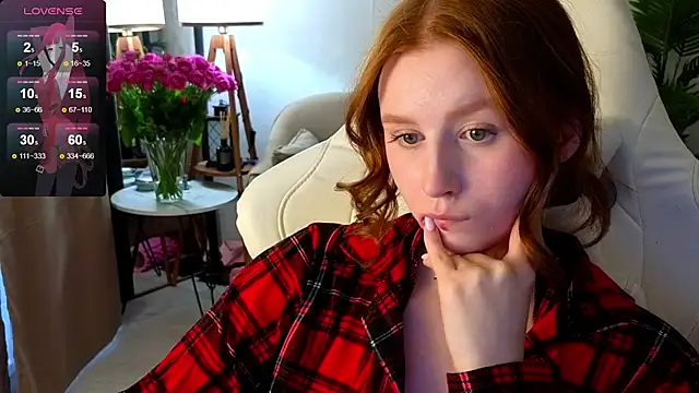 Snapshot of Meow_babe chatting on 02-16-25, 01:16 Meow babe online show from 02-16-25, 01:16