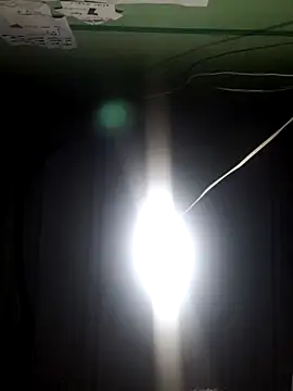 Snapshot of Cris29_84 chatting on 10-14-25, 04:52 Cris29 84 online show from 10-14-25, 04:52