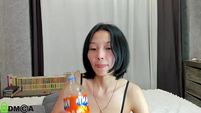 Snapshot of ailey_chao chatting on 01-19-25, 03:53 ailey chao online show from 01-19-25, 03:53