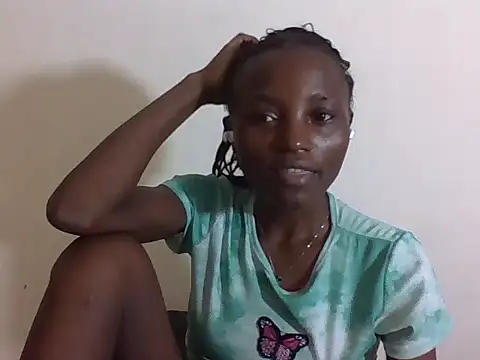 SexyNeedle22 online show from 09-15-25, 07:36