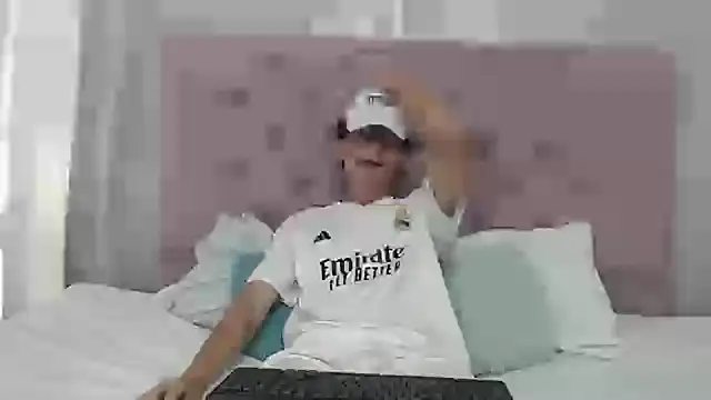 Daviid laidd online show from 02-15-25, 07:17