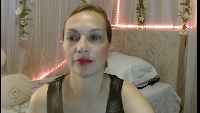 italagomez  online show from 02-09-25, 01:25