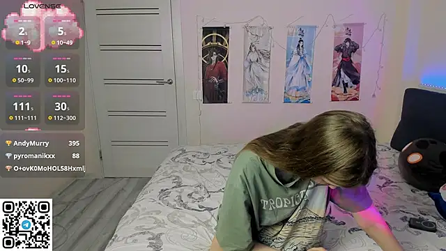 Snapshot of JorRoger chatting on 09-23-25, 11:52 JorRoger online show from 09-23-25, 11:52