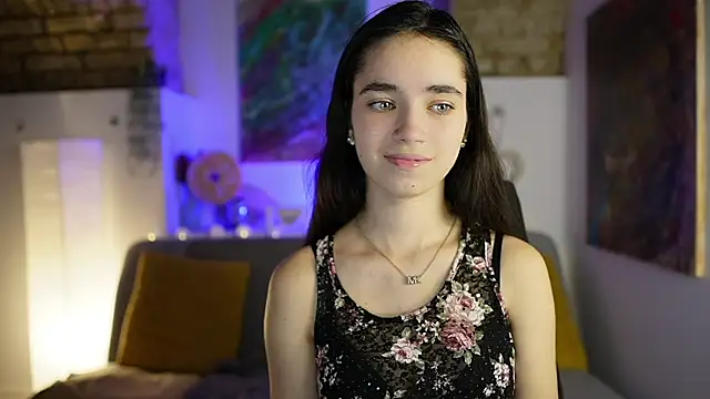 Snapshot of Gia_Paige18 chatting on 12-17-24, 04:21 Gia Paige18 online show from 12-17-24, 04:21