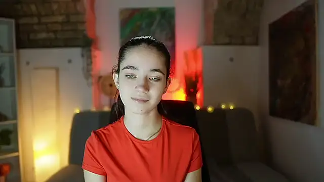 Snapshot of Gia_Paige18 chatting on 02-25-25, 09:09 Gia Paige18 online show from 02-25-25, 09:09