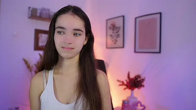 Gia Paige18 online show from 10-16-25, 01:12