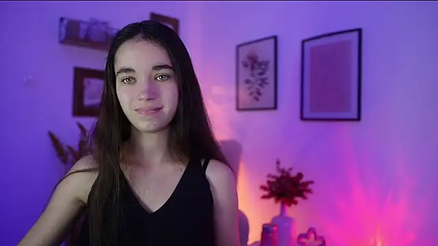 Snapshot of Gia_Paige18 chatting on 11-09-25, 02:59 Gia Paige18 online show from 11-09-25, 02:59