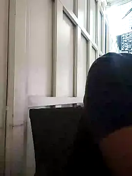 ELLA KELLY online show from 02-11-25, 12:05