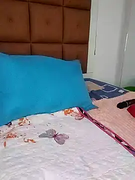 ELLA KELLY online show from 02-11-25, 03:08