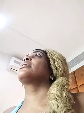 ELLA KELLY online show from 12-18-25, 12:00