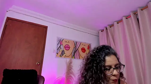 StarMilf online show from 06-14-26, 12:29