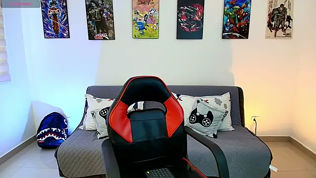 jonathanjoestar  online show from 04-16-26, 09:15