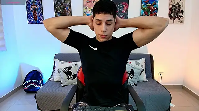 jonathanjoestar  online show from 04-16-26, 09:39