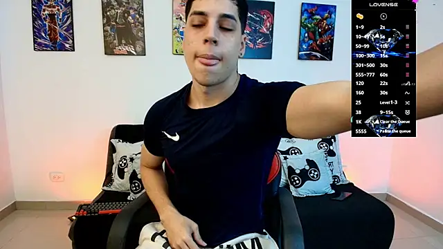jonathanjoestar  online show from 05-31-26, 10:22