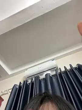 Snapshot of Louis_Baby chatting on 02-08-25, 07:26 Louis Baby online show from 02-08-25, 07:26