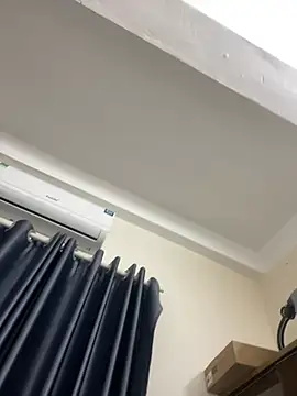 Snapshot of Louis_Baby chatting on 02-10-25, 04:58 Louis Baby online show from 02-10-25, 04:58