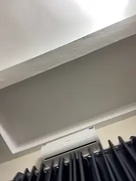 Snapshot of Louis_Baby chatting on 03-03-25, 04:24 Louis Baby online show from 03-03-25, 04:24