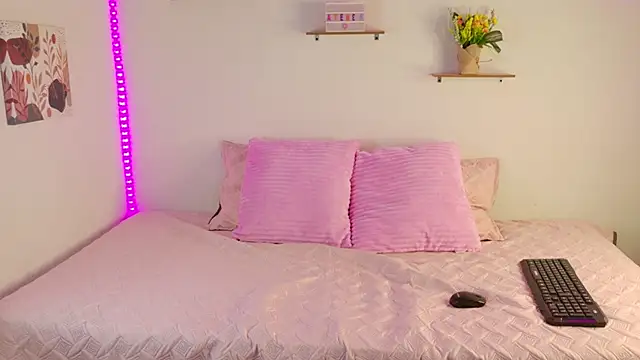 Atenea Makri online show from 01-30-25, 12:07