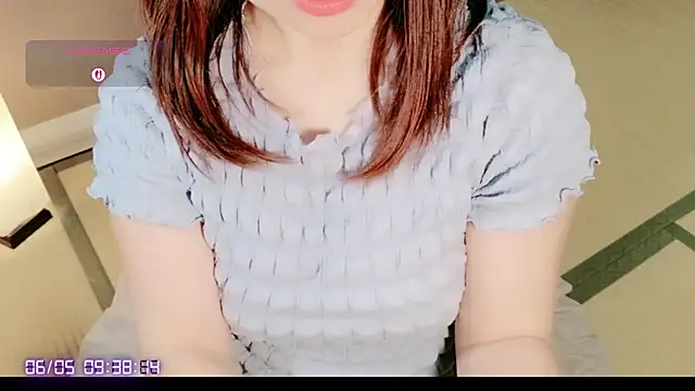 Snapshot of Hina-Happy chatting on 06-05-26, 12:39 Hina-Happy online show from 06-05-26, 12:39