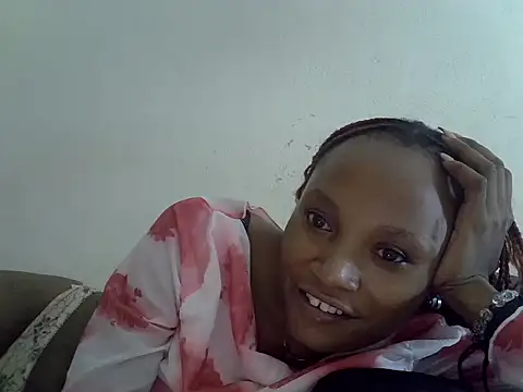 Snapshot of SpicyPetite chatting on 09-14-25, 06:07 SpicyPetite online show from 09-14-25, 06:07