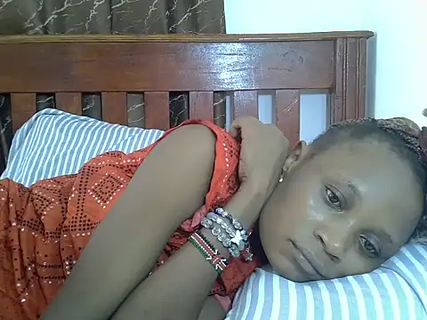 SpicyPetite online show from 02-24-26, 08:12