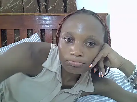 SpicyPetite online show from 03-10-26, 09:25