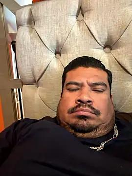 Snapshot of ThickD619 chatting on 01-15-26, 09:29 ThickD619 online show from 01-15-26, 09:29