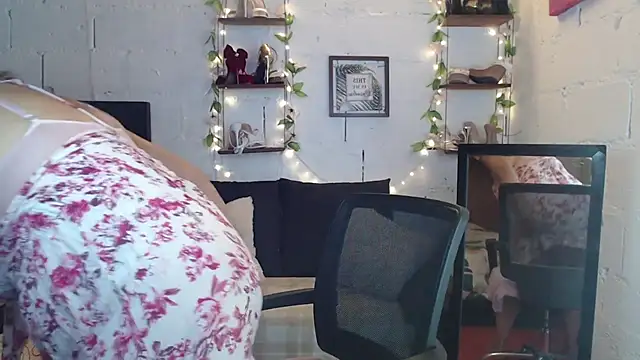 missrosario stepmoan online show from 02-12-26, 02:23